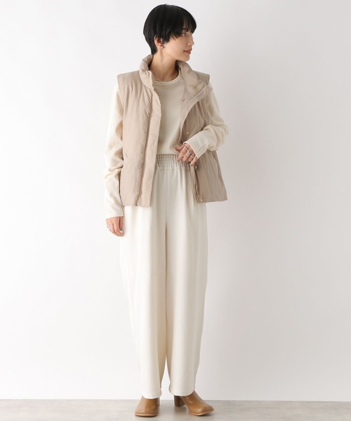 LEPSIM（レプシィム）の「エアサーマルスタンドベスト　908842（ベスト・レディース・グレイッシュベージュ/アイボリー/ブラック・FREE）」の12枚目の写真