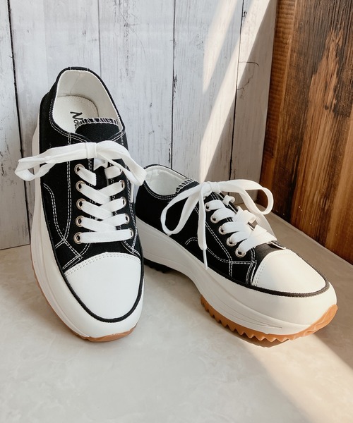 Noubel Voug Relax（ヌーベルヴォーグリラックス）の「厚底 キャンバス スニーカー（スニーカー・レディース・グレー/ホワイト/ブラック・M/S/LL/L/3L）」の7枚目の写真