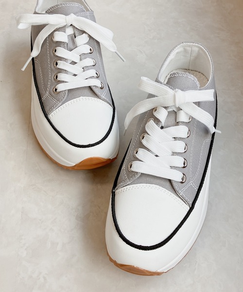 Noubel Voug Relax（ヌーベルヴォーグリラックス）の「厚底 キャンバス スニーカー（スニーカー・レディース・グレー/ホワイト/ブラック・M/S/LL/L/3L）」の13枚目の写真