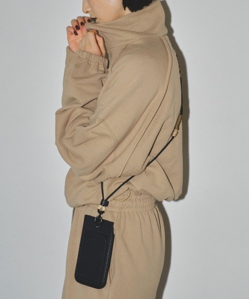 TODAYFUL（トゥデイフル）の「TODAYFUL　Useful Cord Case ユースフルコードケース/12411001（ボディバッグ/ウエストポーチ・レディース・ブラック・ONE SIZE）」の3枚目の写真