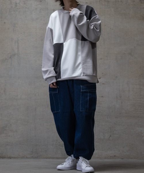 JOHN'S CLOSET（ジョンズクローゼット）の「【i】12ozデニム イージーワイドカーゴパンツ（デニムパンツ・メンズ・ブラック/ケミカルウォッシュ/インディゴブルー/ワンウォッシュ/スミクロ・MEDIUM/LARGE/X-LARGE）」の18枚目の写真