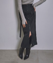 MIELI INVARIANT（ミエリインヴァリアント）の「Beltest Nylon Zip Skirt（スカート）」