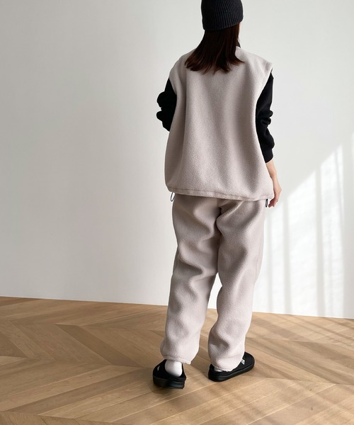 CANAL JEAN(キャナルジーン)の「arc ボアベストセットアップ(セットアップ・レディース・ベージュ・ONE SIZE)」の4枚目の写真