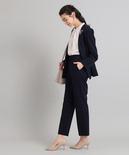 OPAQUE.CLIP(オペークドットクリップ)の「≪通勤・セレモニー/セットアップ対応≫ テーパードパンツ/ダブルクロス【洗濯機洗い可】(その他パンツ・レディース・ライトベージュ/ネイビー/ブラック・40/36/34/38/42)」の7枚目の写真