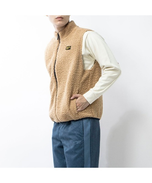 Reebok（リーボック）の「コード シェルパ ベスト / CL CORD SHERPA VEST（ベスト・メンズ・ネイビー/ブラウン・LARGE/MEDIUM/SMALL/XX-LARGE/X-LARGE）」の3枚目の写真