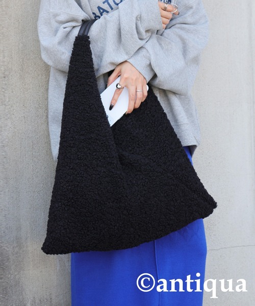 antiqua（アンティカ）の「ボア素材トートバッグ（トートバッグ・レディース・ホワイト/ブラック・FREE）」の9枚目の写真