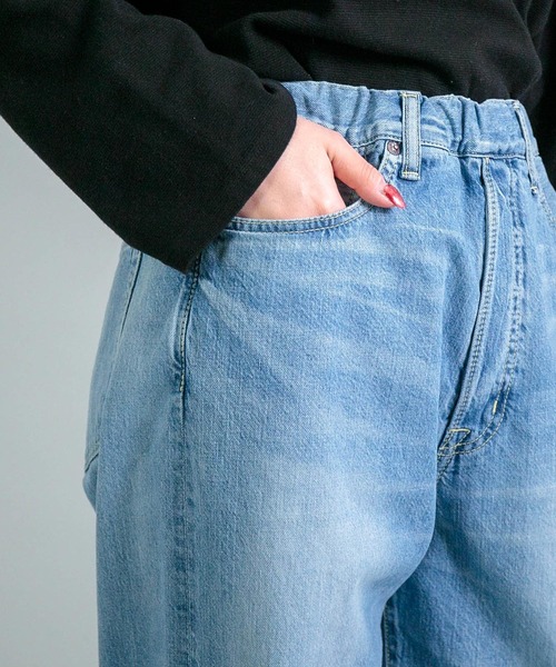 OMNIGOD（オムニゴッド）の「[OMNIGOD womens / オムニゴッド] 10ozデニム 5Pイージールーズジーンズ（デニムパンツ・レディース・ライトインディゴブルー・3/2）」の22枚目の写真
