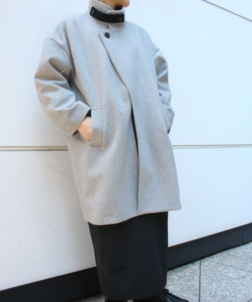 LAGLAIA（ラグライア）の「【sifflement】袖ラインショートCT（その他アウター・レディース・グレー/ブラウン・FREE）」の2枚目の写真