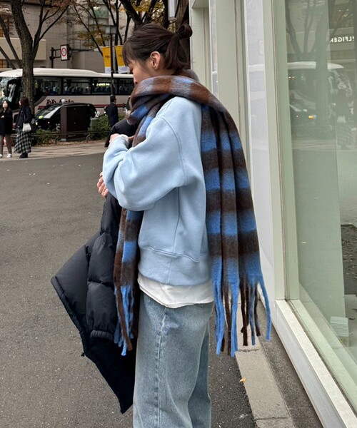 fredy emue(フレディエミュ)の「ギンガムふわふわストール(ストール/ショール・レディース・ブルー系その他/ブラック系その他・FREE)」の8枚目の写真