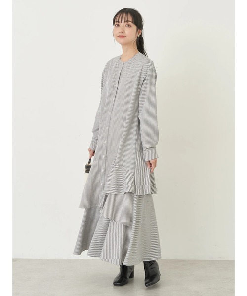 earth music&ecology（アースミュージックアンドエコロジー）の「イレギュラーヘムシャツワンピース（シャツワンピース・レディース・オフホワイト/ストライプ/サックスブルー系3・FREE）」の4枚目の写真