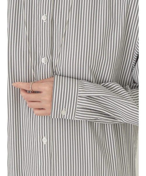 earth music&ecology（アースミュージックアンドエコロジー）の「イレギュラーヘムシャツワンピース（シャツワンピース・レディース・オフホワイト/ストライプ/サックスブルー系3・FREE）」の13枚目の写真