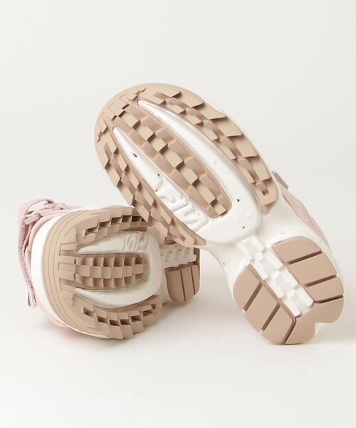 FILA（フィラ）の「ディスラプター SD パフィー グリーンフィリア / DISRUPOTR SD PUFFY GRN-PHILIA / 厚底 サンダル（サンダル・レディース・スモークピンク/オフホワイト・27.0cm/26.0cm/25.0cm/24.0cm/23.0cm/28.0cm）」の4枚目の写真