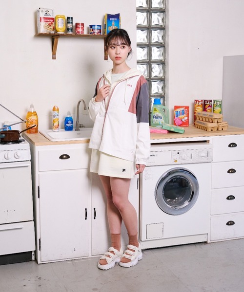 FILA（フィラ）の「ディスラプター SD パフィー グリーンフィリア / DISRUPOTR SD PUFFY GRN-PHILIA / 厚底 サンダル（サンダル・レディース・スモークピンク/オフホワイト・27.0cm/26.0cm/25.0cm/24.0cm/23.0cm/28.0cm）」の7枚目の写真