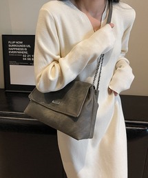 ショルダーバッグ