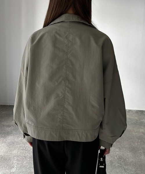 Riberry（リベリー）の「スタンドカラーミリタリーショートジャケット