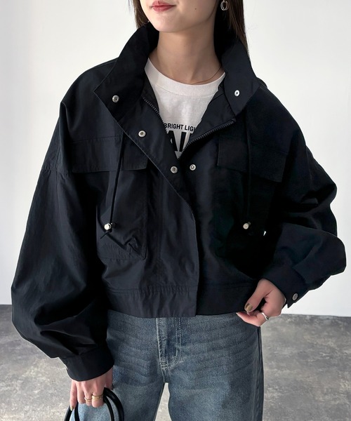 Riberry（リベリー）の「スタンドカラーミリタリーショートジャケット（ミリタリージャケット・レディース・カーキ/アイボリー/ブラック/グレイッシュベージュ・MEDIUM）」の16枚目の写真