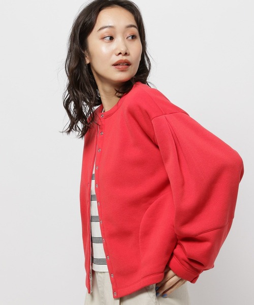 niko and...(ニコアンド)の「袖ボリュームボタン裏毛カーディガン(Tシャツ/カットソー・レディース・ブラック/レッド/オフホワイト・MEDIUM/LARGE)」の17枚目の写真