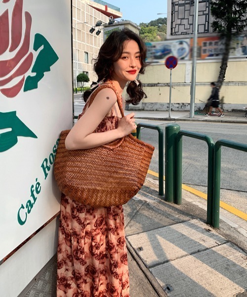 ＊美品＊ケイミー ／花柄　ストレッチ　ワンピース　ヴィーナスワンピース ケイミー kayme ムーンフラワー ヴィーナスワンピース 9号 ロゴ