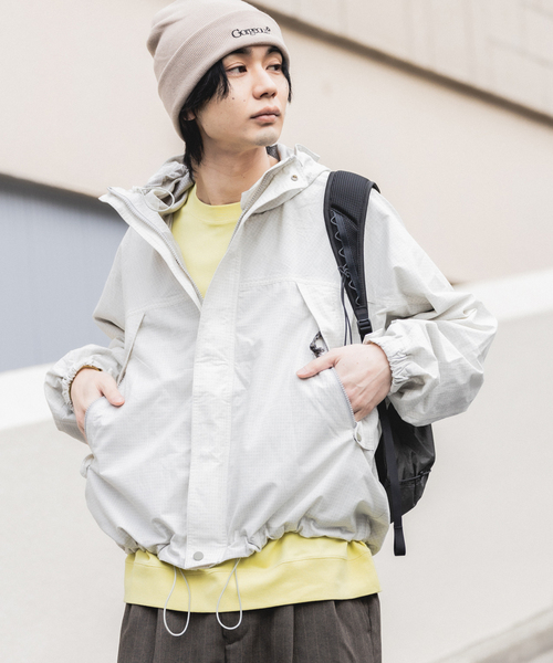 417 EDIFICE(フォーワンセブンエディフィス)の「マウンテンショートパーカー / mountain short parka(マウンテンパーカー・メンズ・ブラック/チャコールグレー/ベージュ・MEDIUM/LARGE)」の3枚目の写真