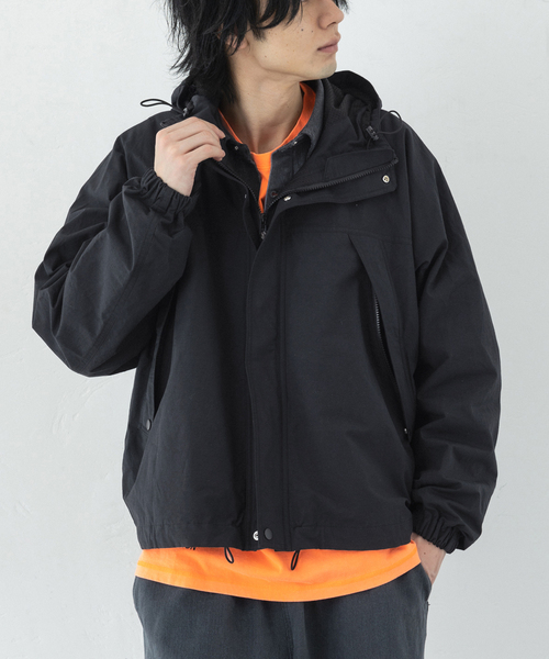 417 EDIFICE(フォーワンセブンエディフィス)の「マウンテンショートパーカー / mountain short parka(マウンテンパーカー・メンズ・ブラック/チャコールグレー/ベージュ・MEDIUM/LARGE)」の2枚目の写真