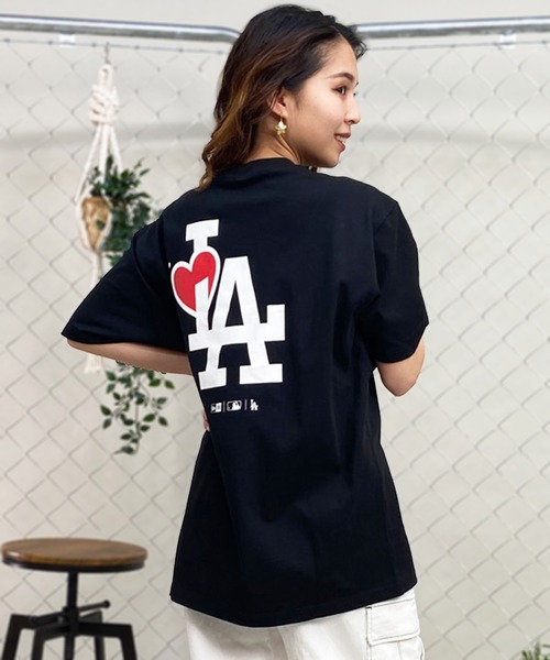 NEW ERA（ニューエラ）の「【限定販売】NEW ERA/ニューエラ MLB ユニセックス/半袖Tシャツ/バックプリント 14334739/14334740/14334741/14334742（Tシャツ/カットソー・レディース・ホワイト系その他2/ブラック系その他/ブラック系その他2/ホワイト系その他・L/M/S）」の5枚目の写真
