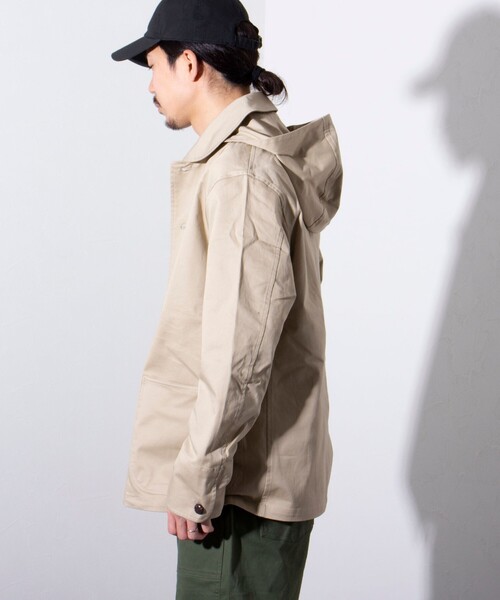 GLOSTER（グロスター）の「【GLOSTER/グロスター】スタンドフードブルゾン クルミ釦 丸襟 2WAY（ブルゾン・メンズ・ネイビー/ミント/ベージュ・S/L/M）」の12枚目の写真