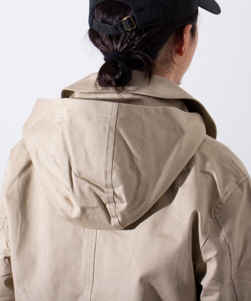 GLOSTER（グロスター）の「【GLOSTER/グロスター】スタンドフードブルゾン クルミ釦 丸襟 2WAY（ブルゾン・メンズ・ネイビー/ミント/ベージュ・S/L/M）」の15枚目の写真
