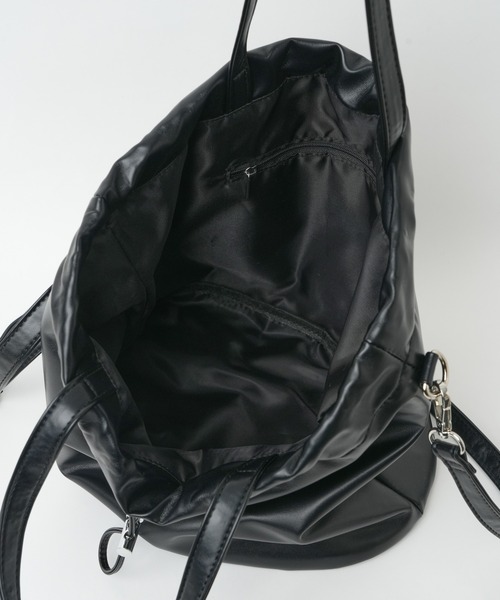 WEGO（ウィゴー）の「WEGO/レザータッチ2WAY巾着ショルダー（ショルダーバッグ・レディース・シルバー/ブラック・FREE）」の11枚目の写真