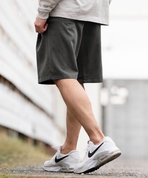 CAMBIO(カンビオ)の「mp12060- Minimal Tuck short Pants ショートパンツ(その他パンツ・メンズ・ブラック/ヘザーチャコール/ミックスグレー/サックスブルー・S/M/L)」の13枚目の写真