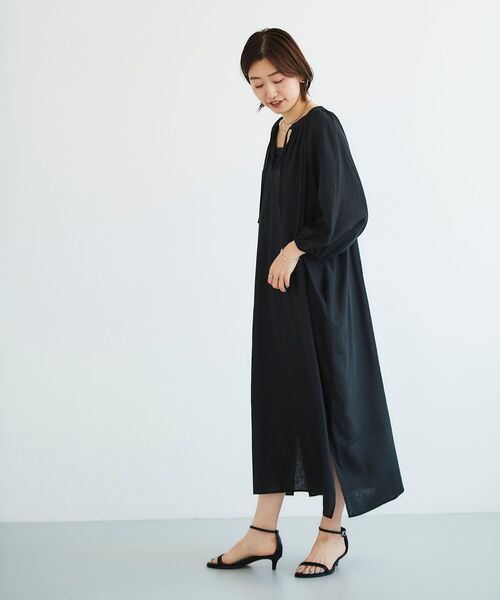 le.coeur blanc(ルクールブラン)の「レーヨン麻ギャザーワンピース(ワンピース・レディース・ブラック/ベージュ・38)」の6枚目の写真