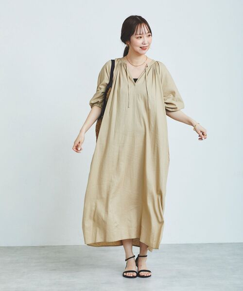 le.coeur blanc(ルクールブラン)の「レーヨン麻ギャザーワンピース(ワンピース・レディース・ブラック/ベージュ・38)」の22枚目の写真