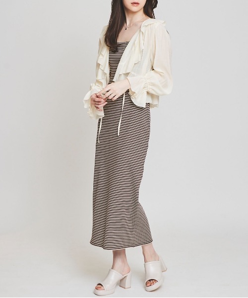 31 Sons de mode(トランテアン ソン ドゥ モード)の「フリルカーディガン(カーディガン/ボレロ・レディース・オフホワイト/ブラック/サックスブルー・36)」の14枚目の写真