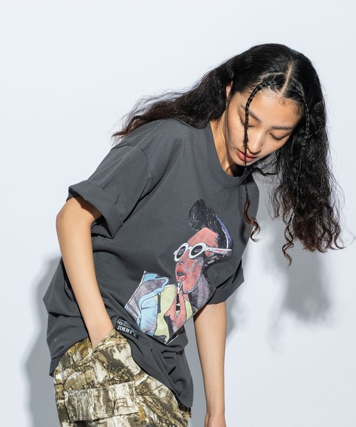 re_k by JUNRED(レクバイジュンレッド)の「【 JIMMY'Zコラボ 】re_k by JUNRED / Ladie on the cover Tee(Tシャツ/カットソー・メンズ・ホワイト/チャコールグレー/サックスブルー・L/M/S)」の14枚目の写真
