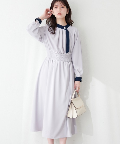 natural couture(ナチュラルクチュール)の「金釦アシメネックボータイワンピース(ワンピース・レディース・ネイビー/アイボリー/その他1/その他2/グレイッシュベージュ・FREE)」の14枚目の写真