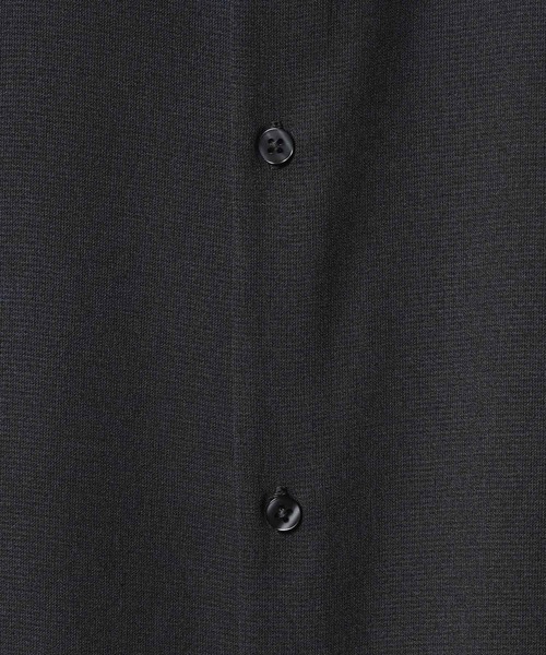 KUUUPY(クーピー)の「【接触冷感機能付き】Grainy Basic Regular Collar Short-Sleeve Shirt - 杢調ベーシックレギュラーカラー半袖シャツ(シャツ/ブラウス・メンズ・ブルー/グレー/ダークグリーン/チャコールグレー・LARGE/SMALL/MEDIUM)」の12枚目の写真