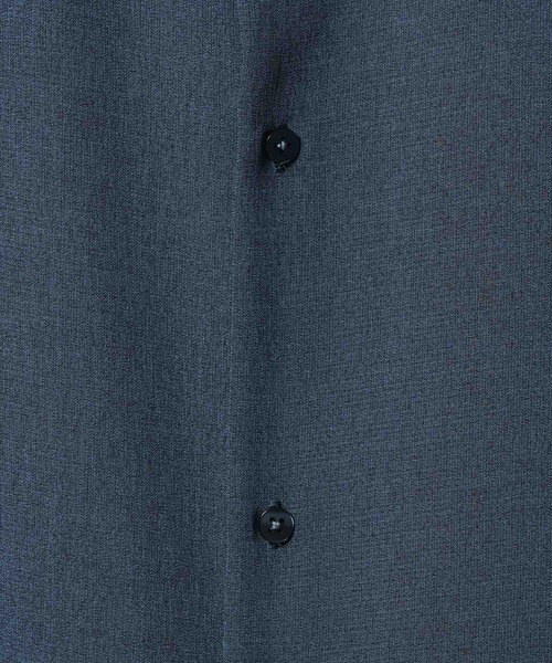 KUUUPY(クーピー)の「【接触冷感機能付き】Grainy Basic Regular Collar Short-Sleeve Shirt - 杢調ベーシックレギュラーカラー半袖シャツ(シャツ/ブラウス・メンズ・ブルー/グレー/ダークグリーン/チャコールグレー・LARGE/SMALL/MEDIUM)」の9枚目の写真