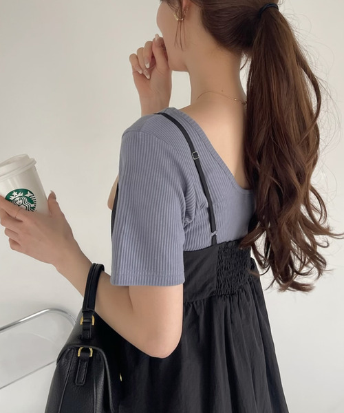 Ada.(エイダ)の「ディープUネック バックシャン リブ タイト トップス(Tシャツ/カットソー・レディース・ブルー/ベビーピンク/アイボリー/ブラック・FREE)」の15枚目の写真