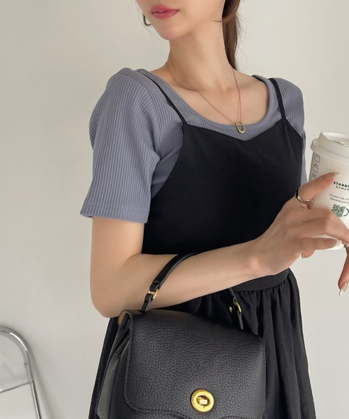 Ada.(エイダ)の「ディープUネック バックシャン リブ タイト トップス(Tシャツ/カットソー・レディース・ブルー/ベビーピンク/アイボリー/ブラック・FREE)」の18枚目の写真