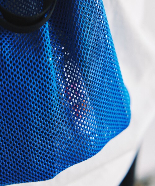 WEEKEND(ER)（ウィークエンダー）の「WEEKEND(ER) × FREAK'S STORE/ウィークエンダーウィークエンダー × フリークスストア 別注 メッシュドローストリングバッグ（ショルダーバッグ・レディース・グリーン/イエロー/オレンジ/グレー/ブルー・ONE SIZE）」の13枚目の写真