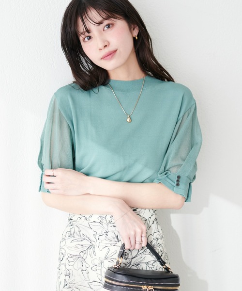 natural couture(ナチュラルクチュール)の「【WEB限定】袖シアー強撚ニット(ニット/セーター・レディース・ラベンダー/オフホワイト/グレイッシュベージュ/サックスブルー/ブラック/グリーン・FREE)」の4枚目の写真