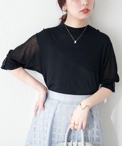 natural couture(ナチュラルクチュール)の「【WEB限定】袖シアー強撚ニット(ニット/セーター・レディース・ラベンダー/オフホワイト/グレイッシュベージュ/サックスブルー/ブラック/グリーン・FREE)」の2枚目の写真
