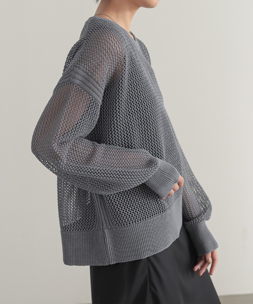for/c（フォーシー）の「[新色追加]メッシュニットプルオーバー【サスティナブル】（ニット/セーター・レディース・チャコールグレー/グレー/オレンジ/ブラック/イエロー・M/L/LL）」の16枚目の写真