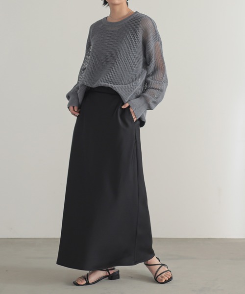 for/c（フォーシー）の「[新色追加]メッシュニットプルオーバー【サスティナブル】（ニット/セーター・レディース・チャコールグレー/グレー/オレンジ/ブラック/イエロー・M/L/LL）」の13枚目の写真