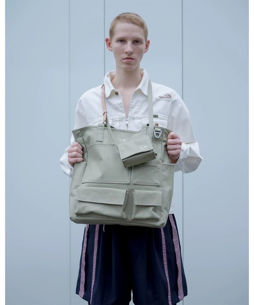 F/CE. （エフシーイー）の「F/CE./エフシーイー　W.R CANVAS POCKET TOTE 13L（トートバッグ・メンズ・アイボリー/セージグリーン・FREE）」の21枚目の写真