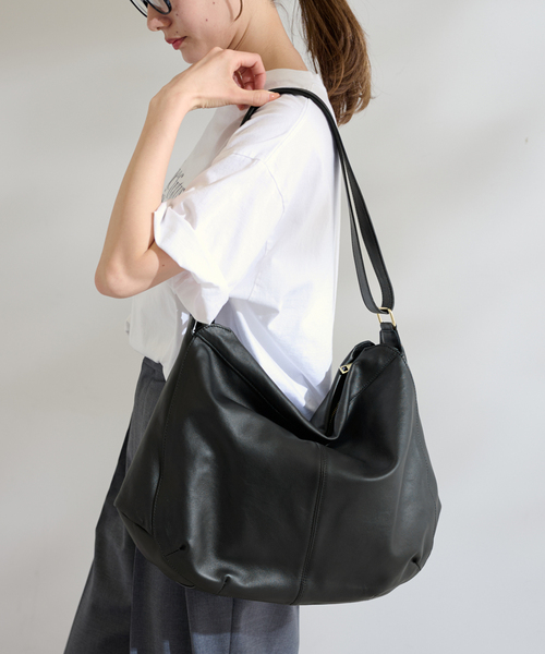 FRAMeWORK(フレームワーク)の「LA SCAIA/ラスカイア shoulder BAG(ショルダーバッグ・レディース・ブラック/ベージュ・FREE)」の1枚目の写真
