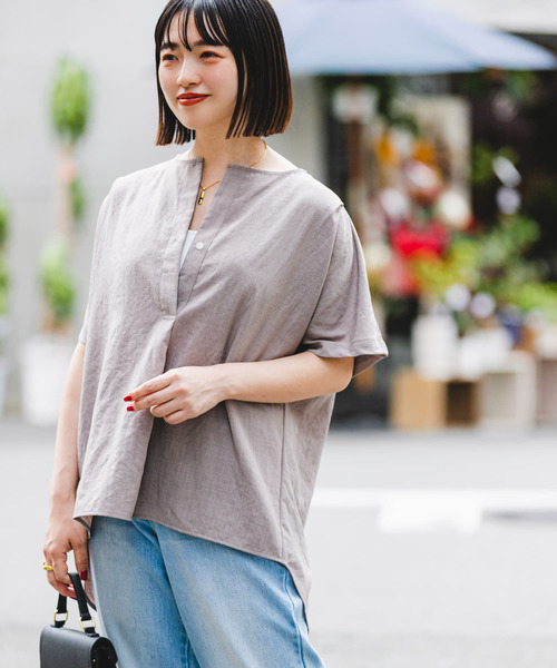 ITEMS URBANRESEARCH(アイテムズ アーバンリサーチ)の「リネンライクハンソデプルオーバー(シャツ/ブラウス・レディース・チャコールグレー/ベージュ/カーキ・FREE)」の3枚目の写真