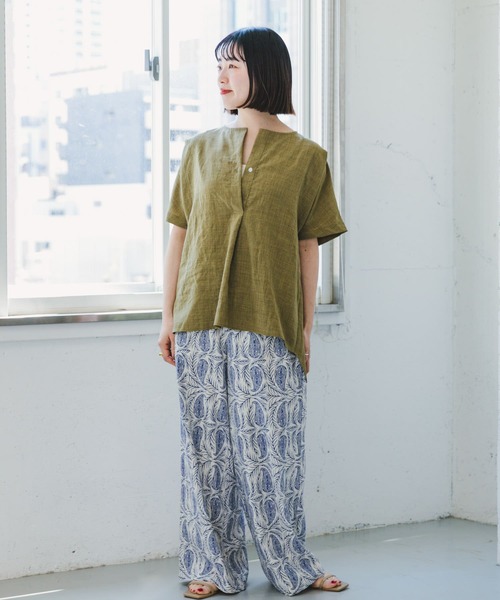 ITEMS URBANRESEARCH(アイテムズ アーバンリサーチ)の「リネンライクハンソデプルオーバー(シャツ/ブラウス・レディース・チャコールグレー/ベージュ/カーキ・FREE)」の6枚目の写真