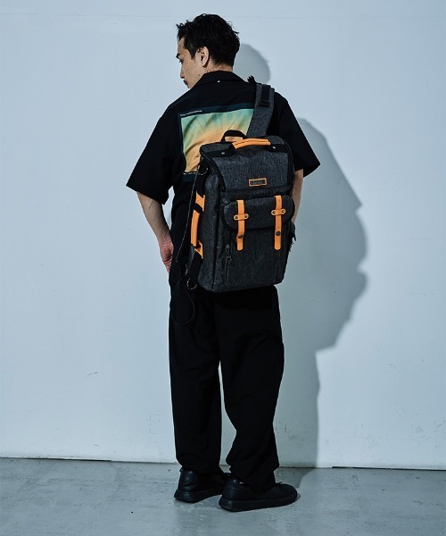 D.KELLY（ディーケリー）の「D.KELLY ナイロン3wayバイカラーバックパック メンズ バッグ ビスネスバッグ（バックパック/リュック・メンズ・グレー/ブラック・ONE SIZE）」の5枚目の写真