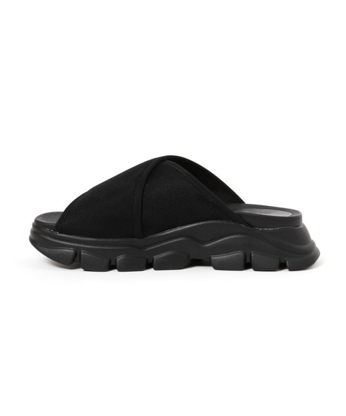 LAKOLE（ラコレ）の「クロススライドサンダル / 111852（サンダル・レディース・ベージュ/ブラック/オフホワイト・MEDIUM/LARGE）」の14枚目の写真