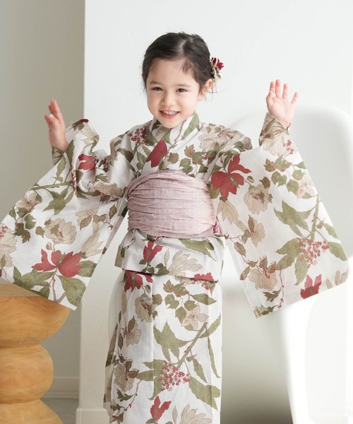 utatane(ウタタネ)の「キッズ浴衣3点セット ひよこ商店 クリームに揺れるえんじの花(浴衣・キッズ・ベージュ・100cm/110cm/120cm/130cm)」の8枚目の写真